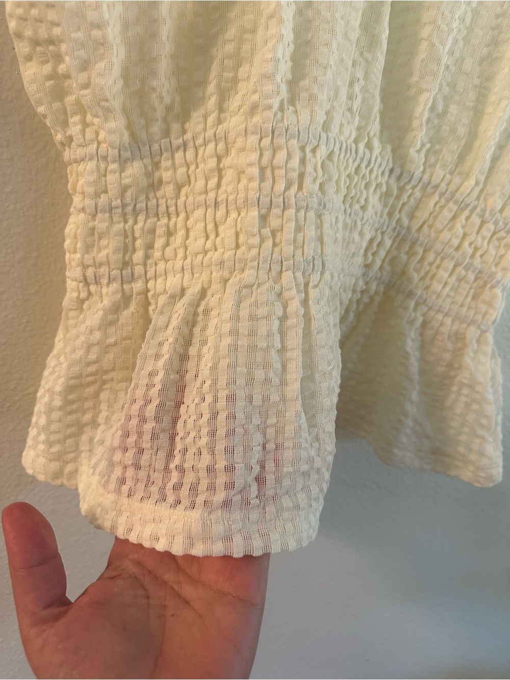 Maeve Cream Textured Smocked Peplum Tank sheer size M - Picture 2 of 6